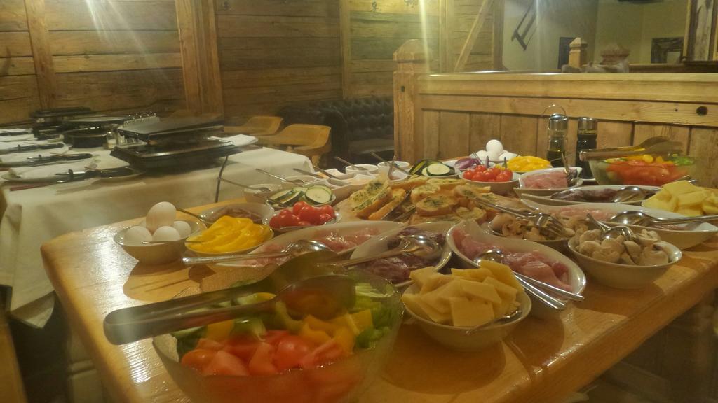 Piz-Hotel Sankt Leonhard im Pitztal Luaran gambar