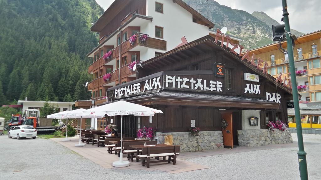 Piz-Hotel Sankt Leonhard im Pitztal Luaran gambar
