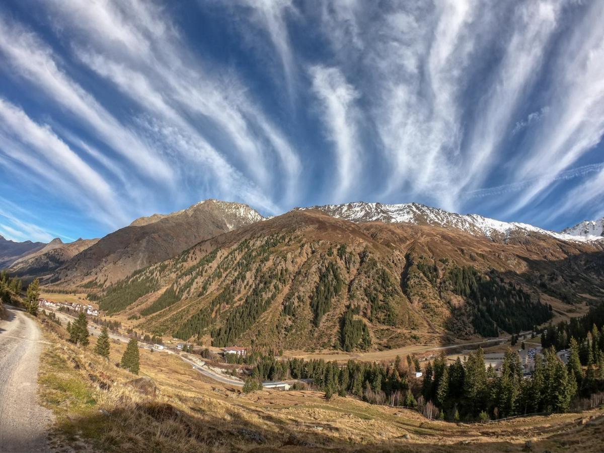 Piz-Hotel Sankt Leonhard im Pitztal Luaran gambar